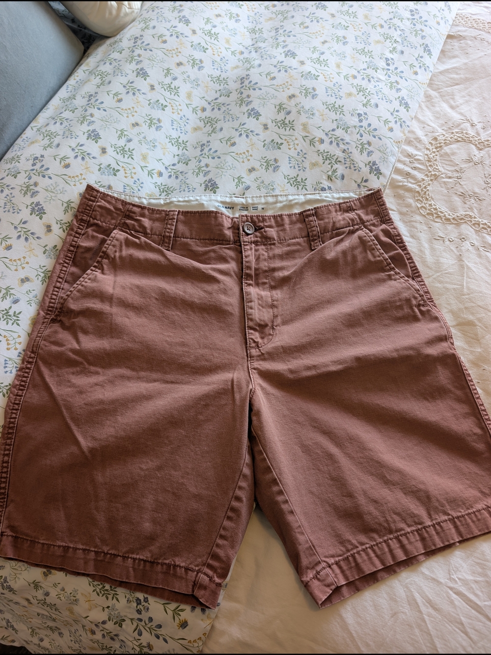 Old Navy Men's Dusty Rose Chino Shorts